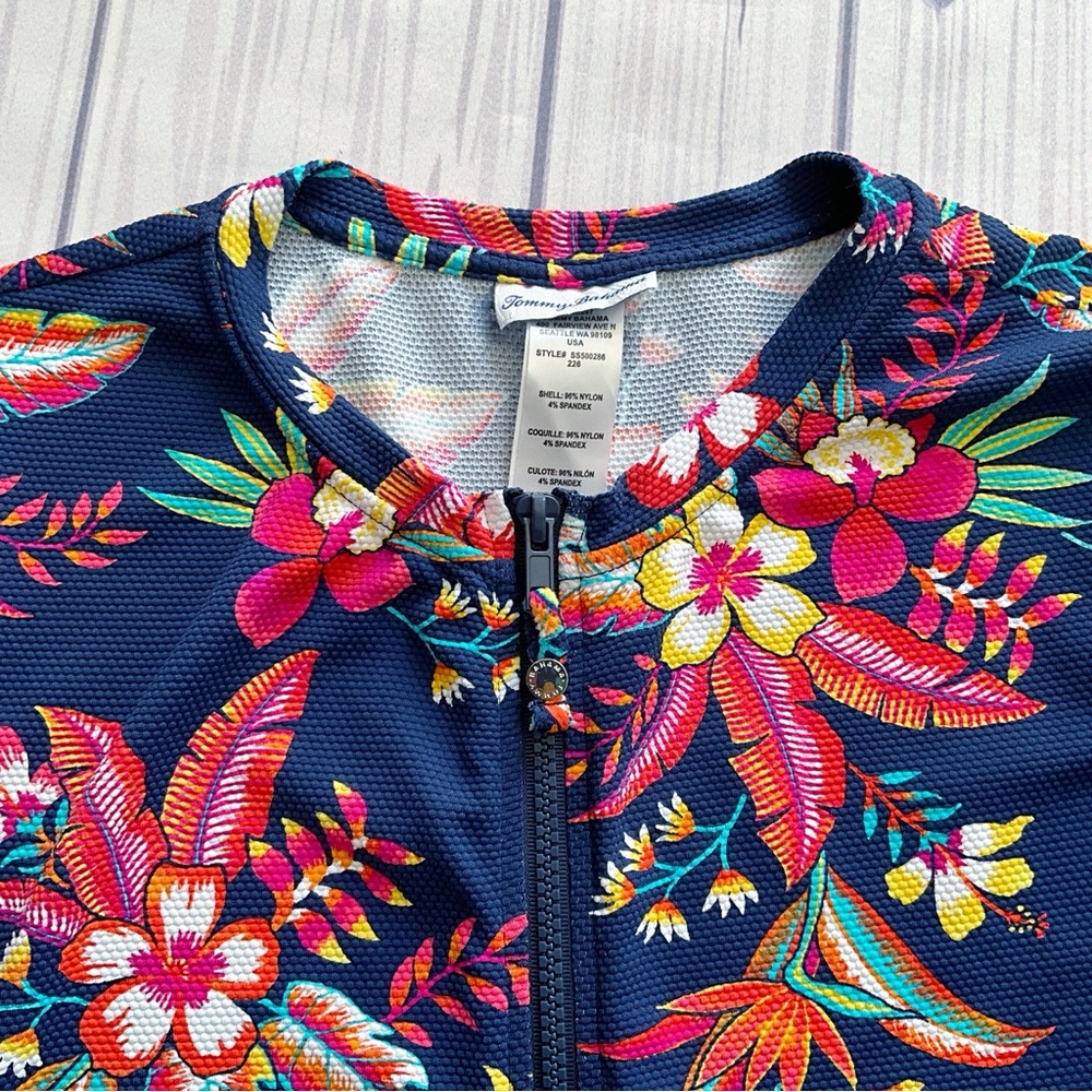 Tommy Bahama Tropical Print Zip-Front Long-Sleeve Jacket - Picture 9 of 15